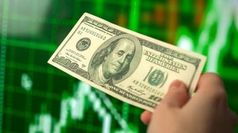 El dólar MEO sufrió su segunda caída consecutiva, retrocediendo de un valor de $1.076,39 el viernes pasado.
