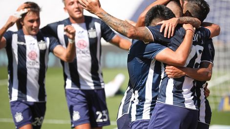 El Albiazul fue superior al Rojo en el Kempes y lo superó por 3-1. / Gentileza.