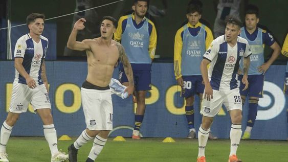 Talleres dio el gran golpe en La Bombonera.