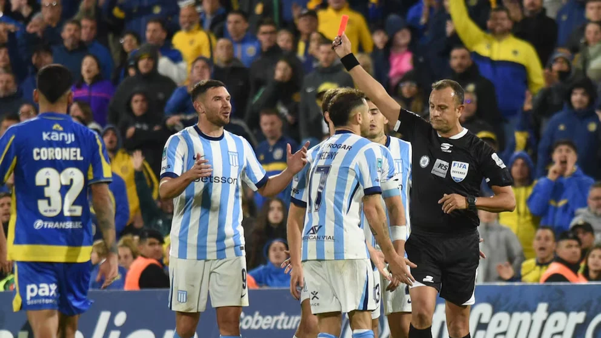 Sanciones y mal cierre de semestre: Racing, golpeado tras el fallo de AFA