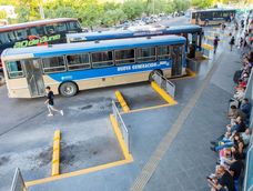 Terminal de ómnibus Felipe Llaver, en el departamento de San Martín. Terminal de ómnibus Felipe Llaver, en el departamento de San Martín.