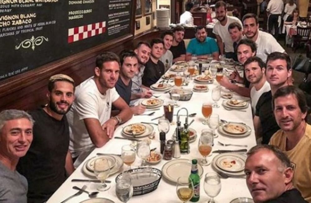 Del Potro aflojó y tras llegar a semis del US Open se fue a cenar con sus amigos