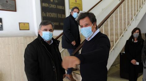 Mario Negri y Facundo Manes, en la UCR. (Clarín)