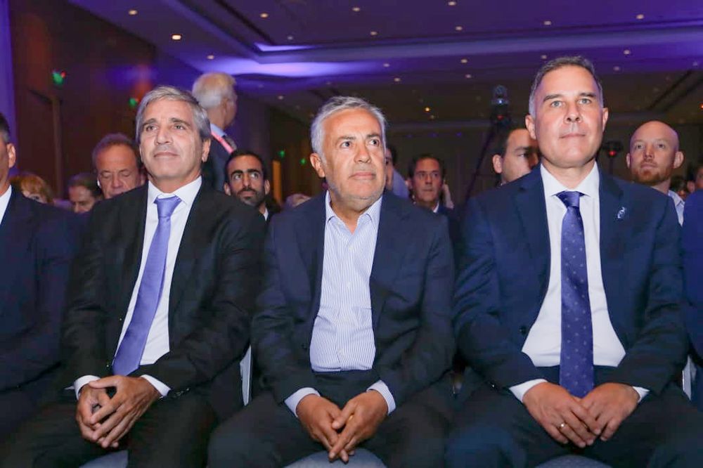 Caputo, Cornejo y Clément.