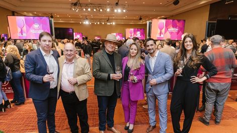 Lucas Bariffo, Enrique Chrabolowsky, Julio Camsen, Florencia Giamportone, Ariel H. Pérez y Andrea Rizzo.