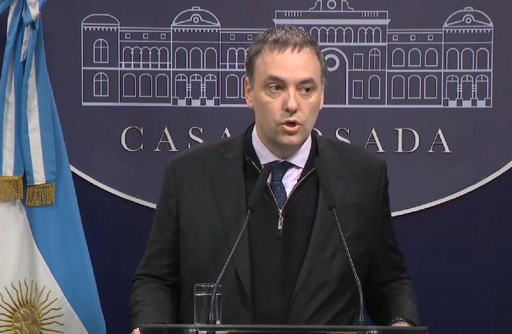 El vocero presidencial Manuel Adorni en conferencia de prensa (Captura de video)