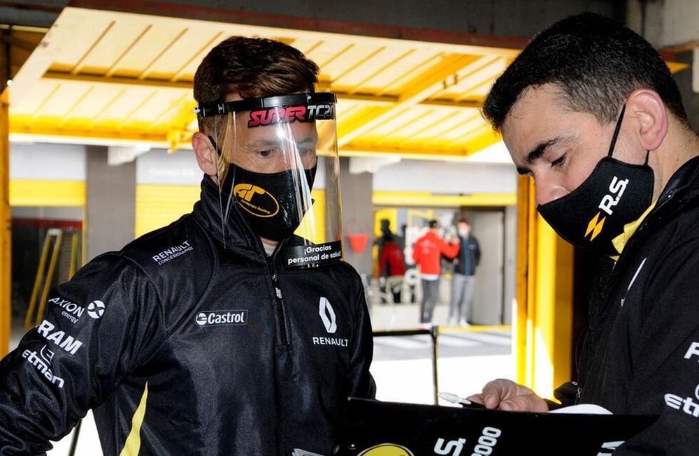 Los equipos de Súper TC2000 analizan contar con pilotos suplentes.