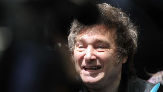 El candidato a la Presidencia de Argentina líder de La Libertad Avanza (ultrederecha), Javier Milei, fue elegido como presidente de Argentina. EFE/Enrique Garcia Medina