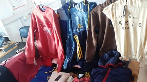 Habían robado en varios locales de ropa - Fuentes policiales