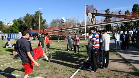 Festejo de la primavera en el predio de la Virgen de Guaymallén