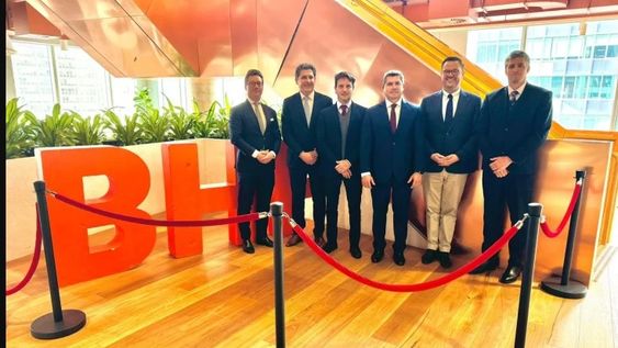 Marcelo Orrego se reunió en Adelaida, Australia con Jeremy Milne, Head of Corporate Affairs y Tom Carrick-Smith, Principal Government Relations, ambos por Copper South Australia de BHP y con José Morea, Country Director para Argentina por la empresa Vicuña Corp.