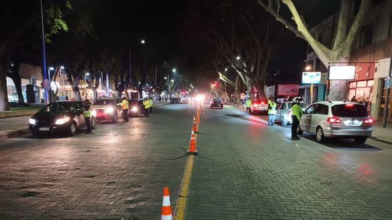 la ciudad de mendoza realizo un gran operativo de seguridad por el dia del amigo