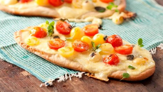 Con pocos pasos creas una receta nutritiva y sabrosa que puede convertirse en una gran alternativa a la pizza clásica. Con pocos pasos creas una receta nutritiva y sabrosa que puede convertirse en una gran alternativa a la pizza clásica.