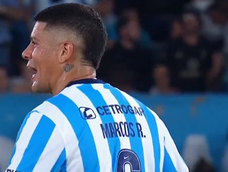 Marcos Rojo bajo la lupa: el video del insulto al árbitro y la agresión que le valió la expulsión.