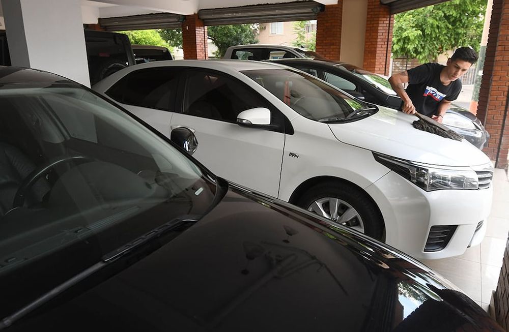 Agencia de venta de autos usados de Guaymallén.