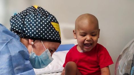 Mateo tiene 3 años y vive en Corralitos, está en su primer tratamiento oncológico.