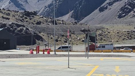 Tras largas filas para cruzar a Chile, se normalizó el tránsito y hay solo 20 minutos de espera