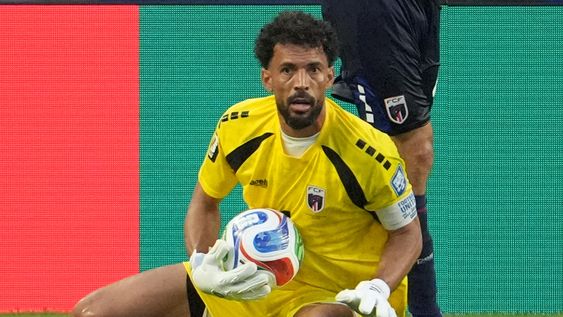 Vozinha fue el gran héroe de Cabo Verde ante Argentina. El arquero de 40 años, que cumplió el sueño de disputar su primer Mundial, firmó una actuación memorable con atajadas decisivas y se despidió del torneo como una de las grandes figuras de la Copa.