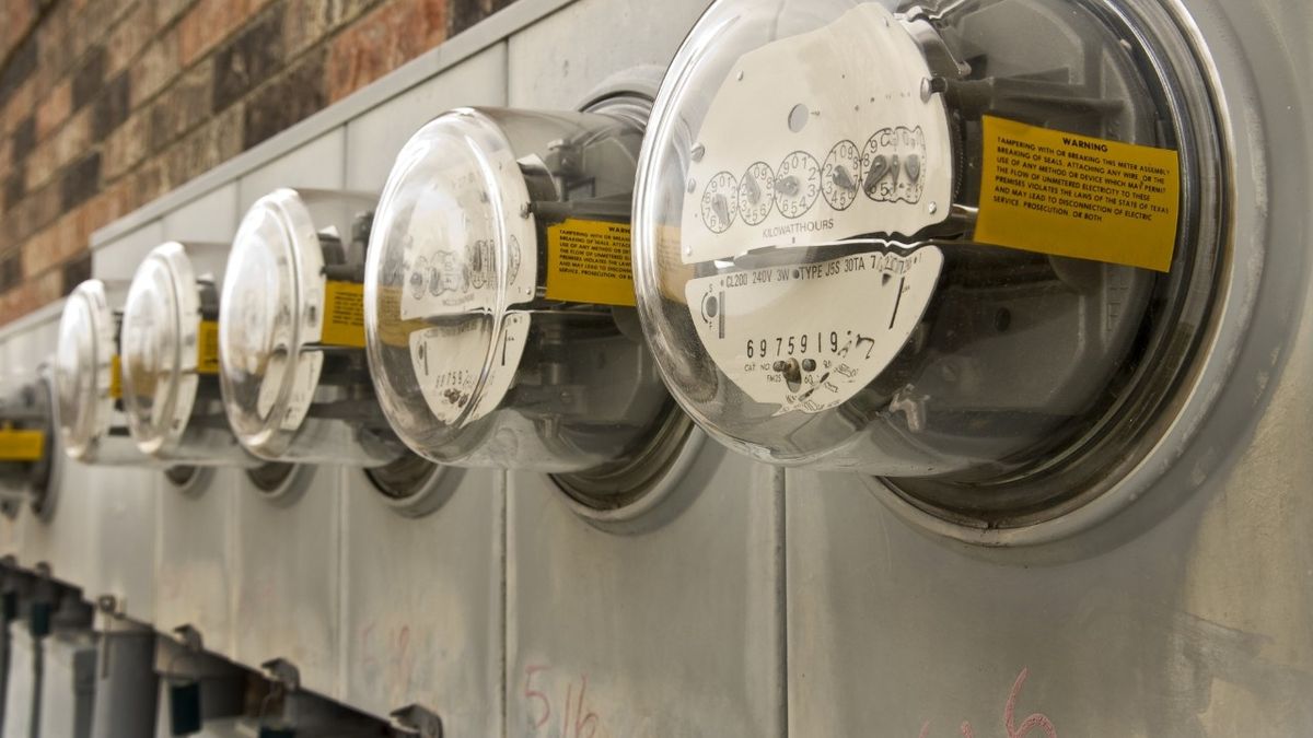 El mayor derroche de electricidad en el living: puede gastar como un aire acondicionado, pero nadie lo nota