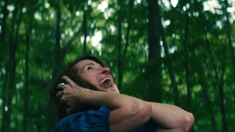 Los Andes | Captura de escena de Dejar el mundo atrás (Leave the world behind), el filme de Netflix que protagoniza julia Roberts, Ethan Hawke y Mahershala Ali. (Netflix)