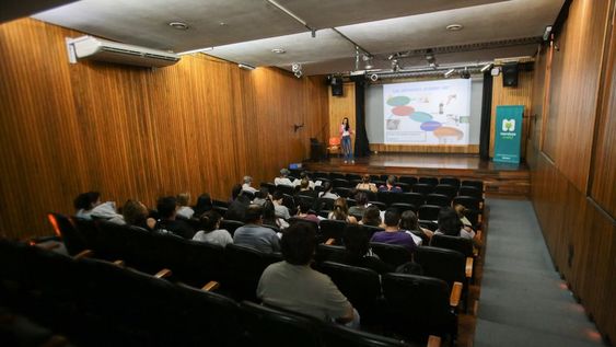 Aprendé a manipular alimentos con el curso que brinda la Ciudad