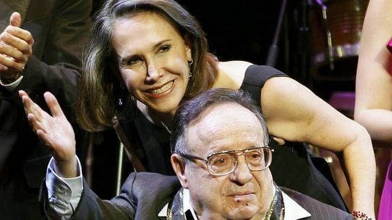La viuda de Chespirito pone en venta dos de sus casas