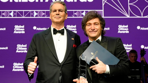 El presidente Javier Milei recibió el premio Ciudadano Global 2025 del Atlantic Council.