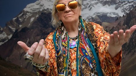 Azucena Agüero Blanch Hechicera, artista plástica y parasicóloga son unos de los títulos que conserva Azucena en su larga carrera. foto: Orlando Pelichotti