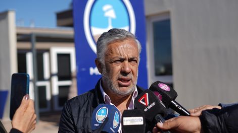 El gobernador Alfredo Cornejo se refirió al salto que protagonizó Luis Petri, desde la UCR hacia La Libertad Avanza para asumir su candidatura a diputado nacional.&nbsp;