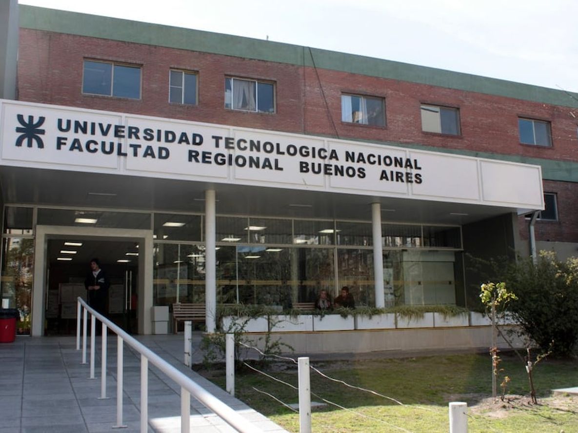 Estudiantes de la UTN recibieron un particular mensaje para ponerse al día con las cuotas.