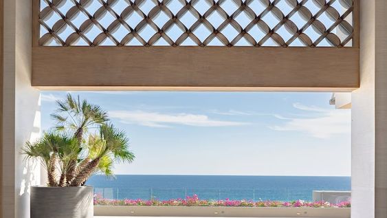 El Grand Velas Boutique Los Cabos estaba vacío y con el correr de las horas comenzaron a sentirse incómodos - Foto Grand Velas Boutique Hotel