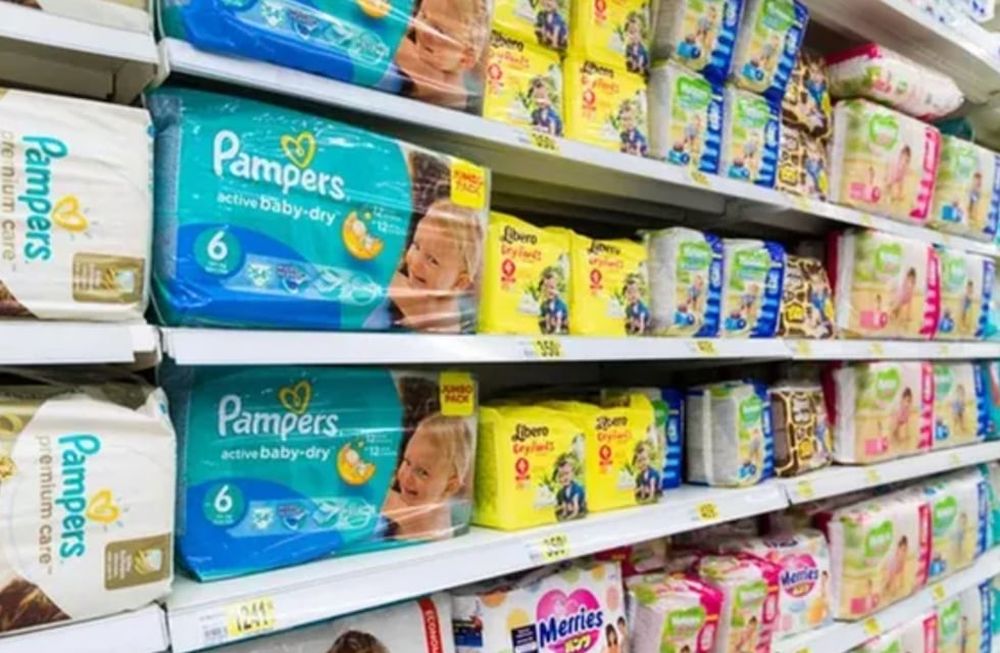 Pampers, Pantene y Always bajaron sus precios a niveles de diciembre pasado. Foto: ámbito