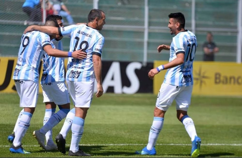 Atlético Tucumán ganó y es el puntero de la Superliga