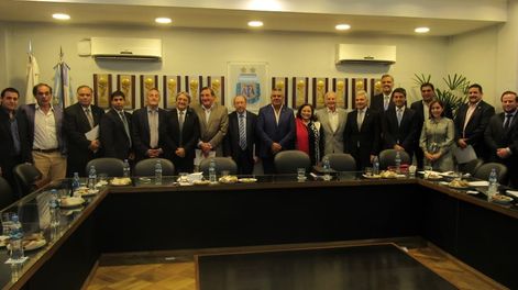 Argentina, Uruguay y Paraguay ratifican su compromiso para organizar el Mundial 2030