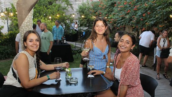 Aldana Torres, Lucía Reinoso y Antonella Vásquez.