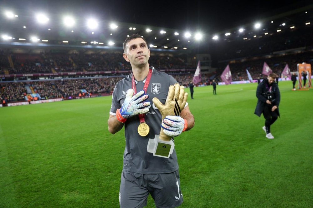 Dibu Martínez está cada vez más cerca de irse del Aston Villa: los clubes interesados