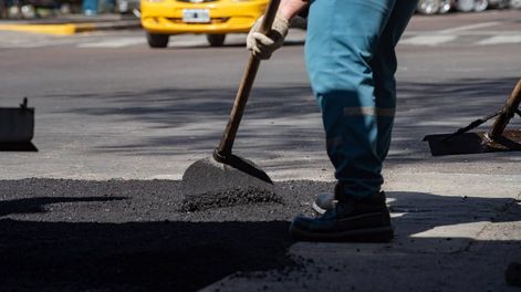El intendente anuncia el Plan Integral de Bacheo.