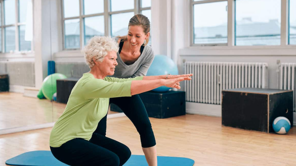 Este ejercicio es ideal para las personas mayores de 60.