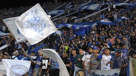 Los Andes | Se autorizó la presencia de hasta 250 personas en todos los partidos que impliquen equipos de dos o más deportistas. Foto: Orlando Pelichotti / Los Andes