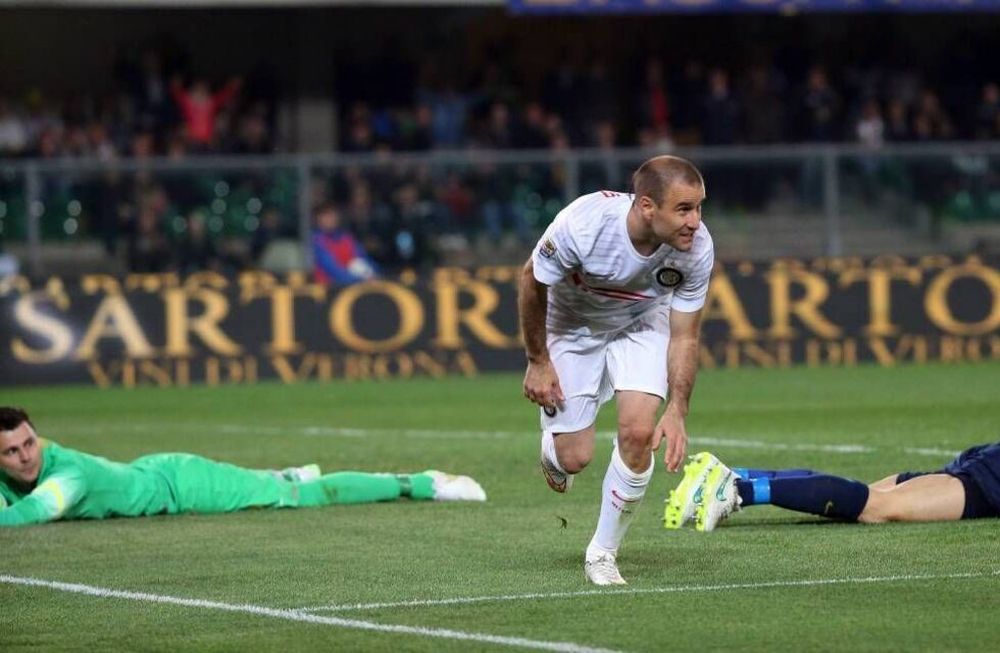 El Inter goleó al Verona de la mano de Palacio e Icardi