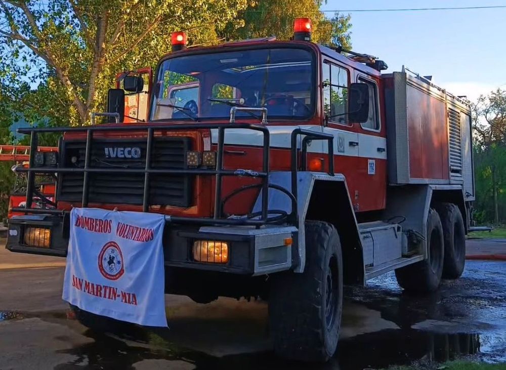 San Martín incorporó una unidad forestal 6x6 al cuerpo de bomberos voluntarios.