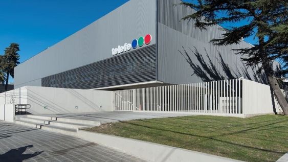 Paramount vendió Telefe.