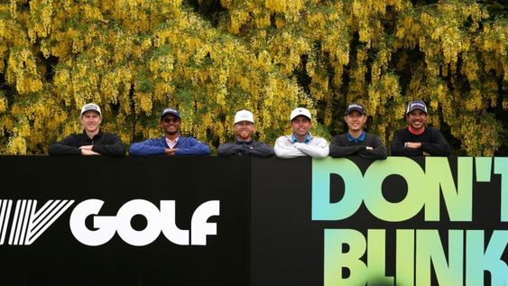 No parpadees: LIV Golf combina competencia individual y por equipos, en la cual todos juegan al mismo tiempo comenzando sus rondas por distintos hoyos. Para 2023, anunciaron la ampliación de su calendario a 14 eventos, con un sistema de ascensos y descensos