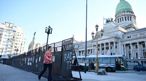Fuerte operativo de seguridad ante la marcha de jubilados