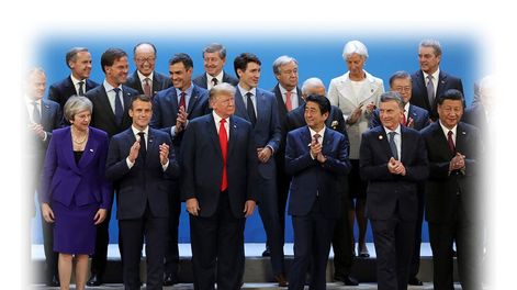 Por una política exterior nacional - Por Rosanna Surballe