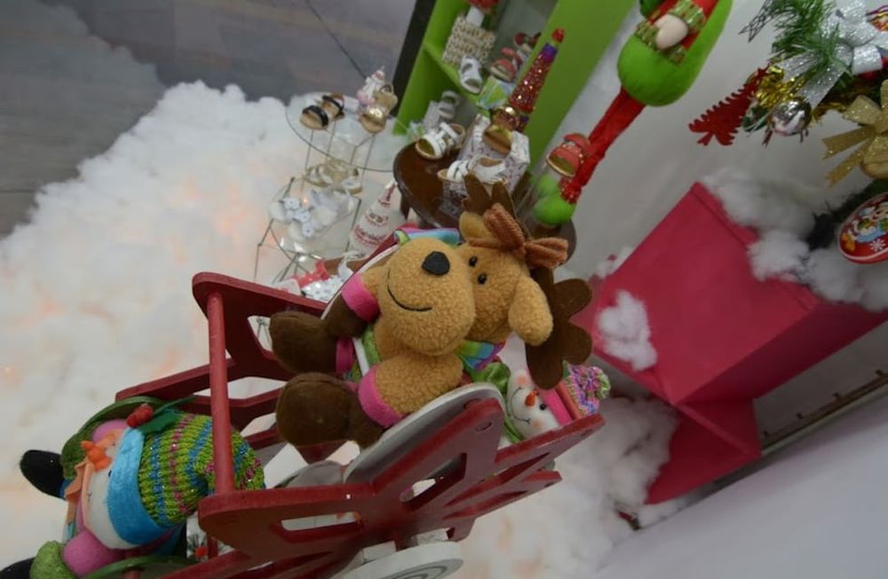 Participá con tu comercio en el concurso de ornamentación de vidrieras para esta Navidad