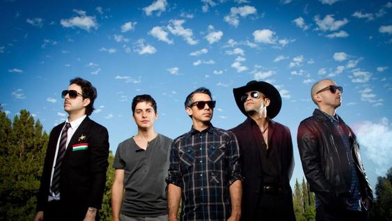 Kinky se largó a hacer música experimental para el MTV Unplugged