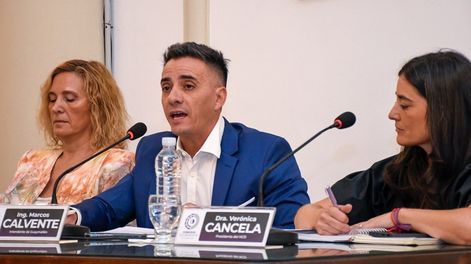 El intendente de Guaymallén, Marcos Calvente