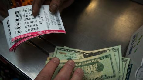 Boleto de lotería: ganó 300 mil dólares en Estados Unidos tras una insólita combinación.