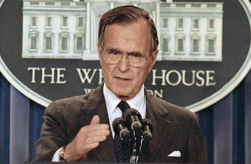 En la invasión de Bush padre, los aliados eran Estados Unidos y 36 países, que aplaudían la destrucción de Irak. / Foto: AP